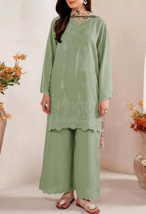 🌸 SUMMER'S COLLECTION 🌸  🟥 BRAND NAME : SAPPHIRE 🟨 CATEGORY : LAWN 3PC EMBROIDERED (004)